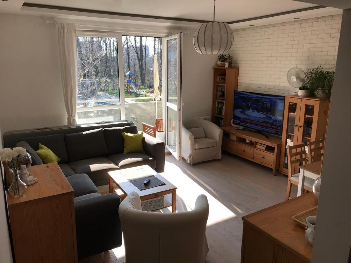 Apartment In Green Area Wroclaw Bagian luar foto